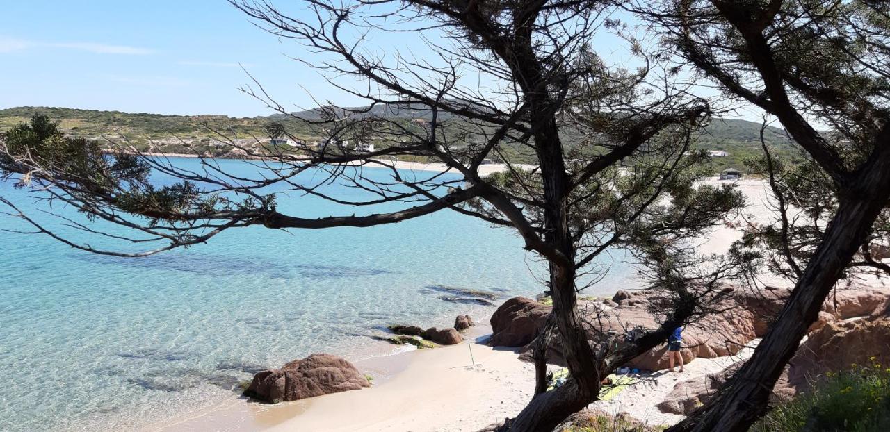Un Angolo Di Paradiso A Pochi Passi Dal Mare Nel Villaggio Calarossa Изола Роса Екстериор снимка